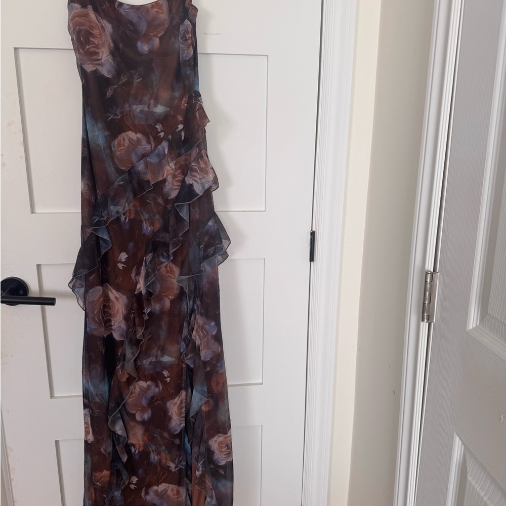 Chic Floral Maxi Dress with Ruffles